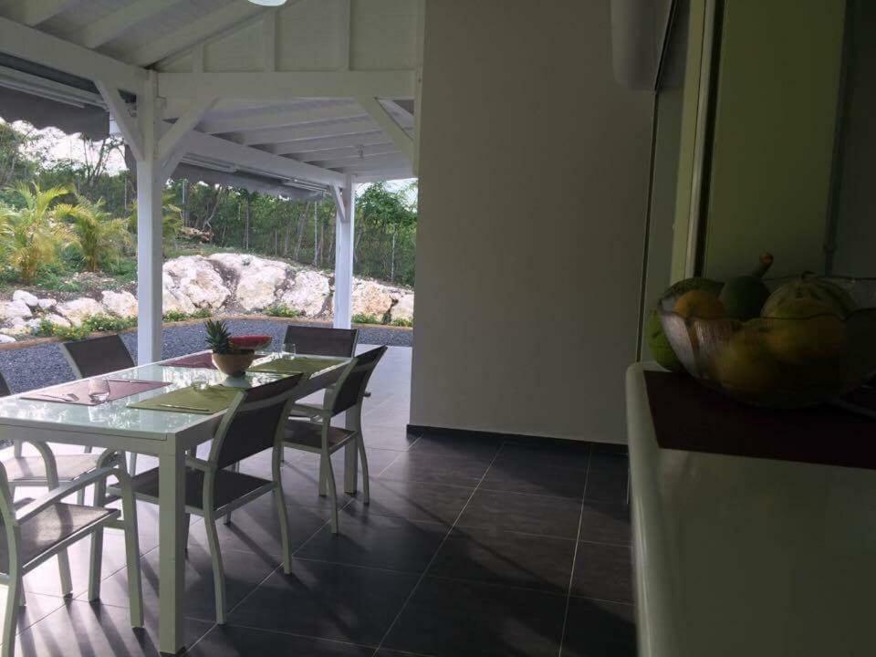 Villa May’Irys avec Jacuzzi pour 5 pers proche centre ville Saint-Francois  Extérieur photo