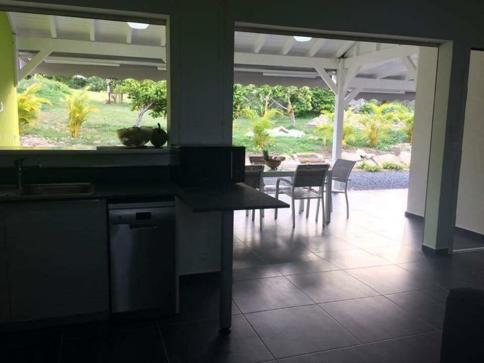 Villa May’Irys avec Jacuzzi pour 5 pers proche centre ville Saint-Francois  Extérieur photo